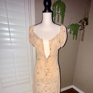 Pie in the Sky Floral Maxi Dress Off-Shoulder Puff Sleeve Beige Size S